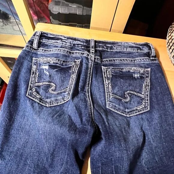 EUC Distressed Dark Wash Silver Jeans Elyse Straight 26 X 32 #YT21 - Picture 4 of 9